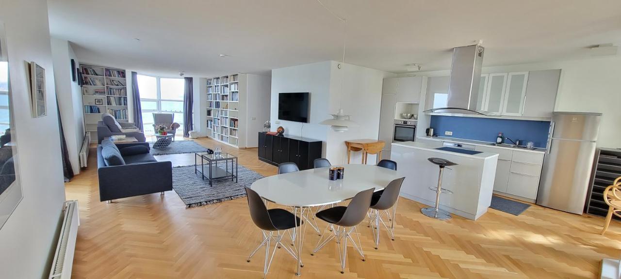 Ocean View Apartment In Downtown 雷克雅維克 外观 照片